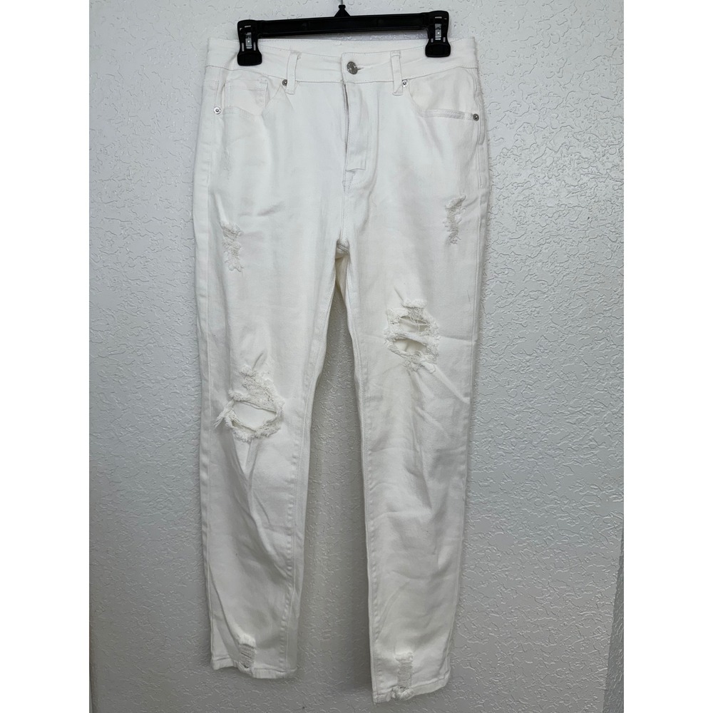 White Distressed Jeans Medium M Ripped Knee‎ Slim Fit Denim Casual